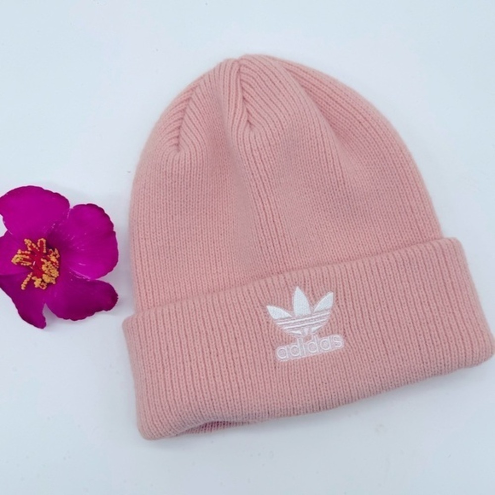Adidas pink beanie 🩷